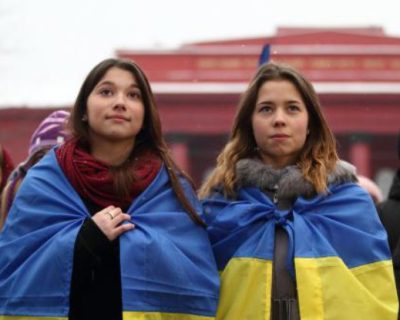 «Онижедети» получили то, за что скакали: Минобразования отменяет стипендии