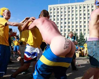 Из жизни жёлто-голубых крыс