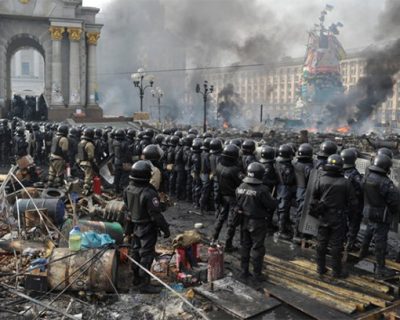 Майданная Украина осталась одна и готовится к взрыву