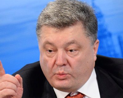 Киевский гнидёныш поздравил с освобождением Киева непонятно от кого