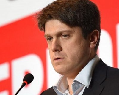 Вашингтонские холуи сдают подельников Трампу