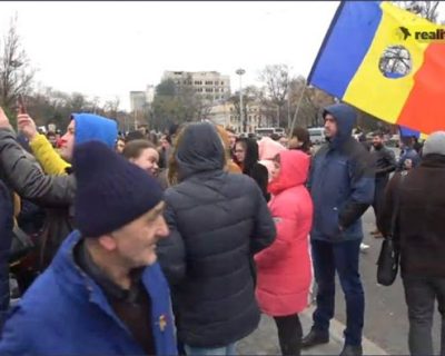 В Кишинёве против Додона митингуют прорумынские сепаратисты