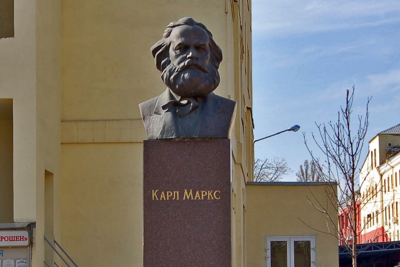 Шоколадники сберегают память родоначальнику марксизма