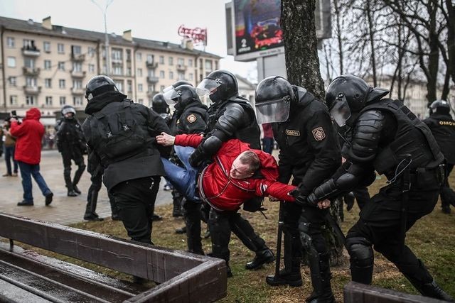 Месть клинтоноидов — битва за Минск Месть клинтоноидов — битва за Минск