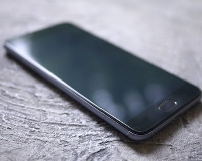 Замена стекла Meizu M2 mini: 4 причины заказать в компании «Мультисервис» – рассказывает multiservice.com.ua