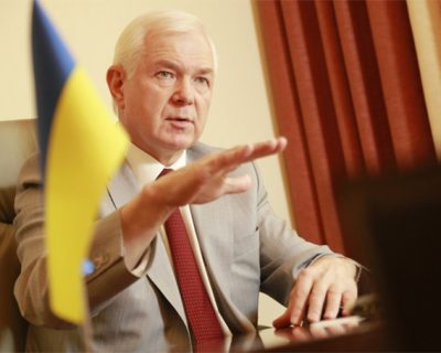 На Украине 3 млн единиц нелегального оружия, его продажу из АТО «крышует» руководство страны