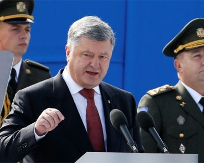 Порошенко освятил своей брехнёй парад «незалэжности»