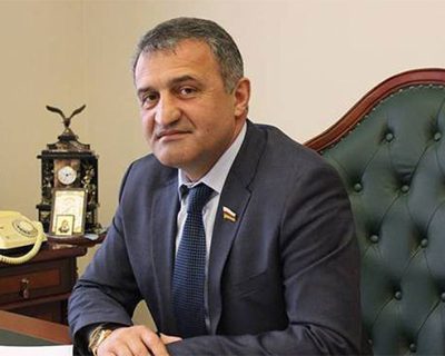 Президент Южной Осетии просит депортировать Саакашвили к ним