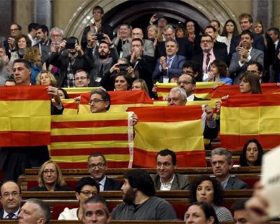Парламент Каталонии провозгласил независимость от Испании