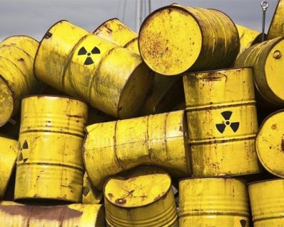 США и их марионетки превращают Украину в радиоактивную помойку