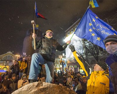 Годовщина Майдана: Убийства, нищета, могильник и апокалипсис