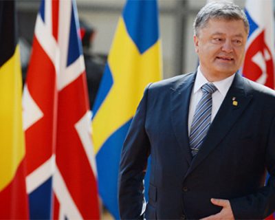 Запад — о Порошенко: пора менять "неправильного главаря аборигенов", надо защитить наши "инвестиции"