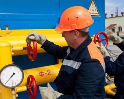 Украинского Гитлера заставляют покупать газ у русского Сталина
