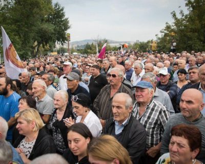 Грузины недовольны американским смотрящим