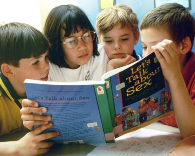 В Англии будут учить содомии с младшей школы, а недовольных - репрессируют