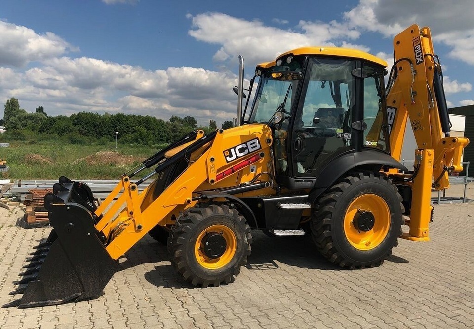 Экскаватор-погрузчик JCB 3CX Bn8M