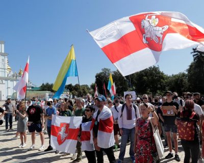 Воронья слободка белорусской оппозиции в Киеве: слабоумие и отвага!