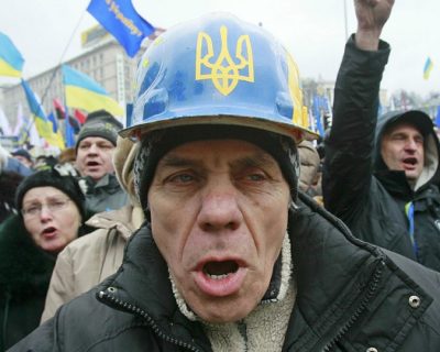 Вырождение жёлто-голубой нации