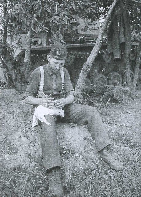 Потомок Уленшпигеля. Немец украл украинскую курицу в 1941-м