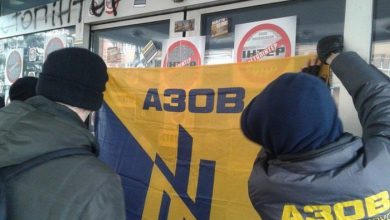 Photo of В Одессе нацисты "Азова" угрожают торговцам на рынке