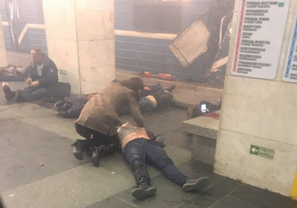 Террористы атаковали Санкт-Петербург - 11 погибших