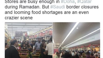 Photo of Жители Катара сметают еду с полок магазинов